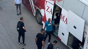 سوريا لايف حافلة الزمالك تصل استاد الدفاع الجوي استعدادا لمواجهة بيراميدز
